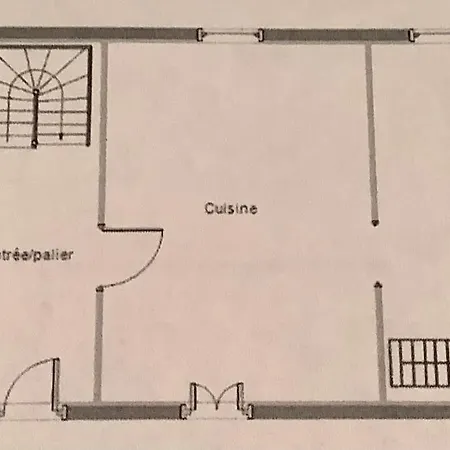 Maison De Famille Avec Piscine Au Coucou Chanteur Holiday home *