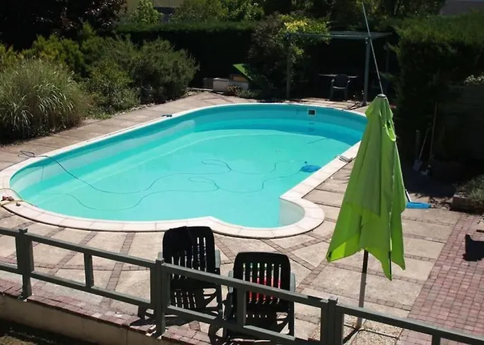 Dom wakacyjny Maison De Famille Avec Piscine Au Coucou Chanteur Gout-Rossignol